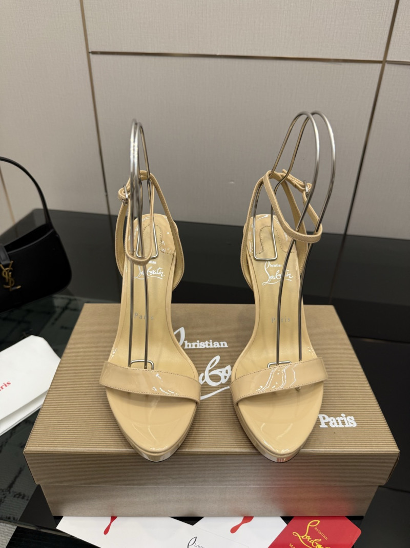 Женские лаковые босоножки Christian Louboutin