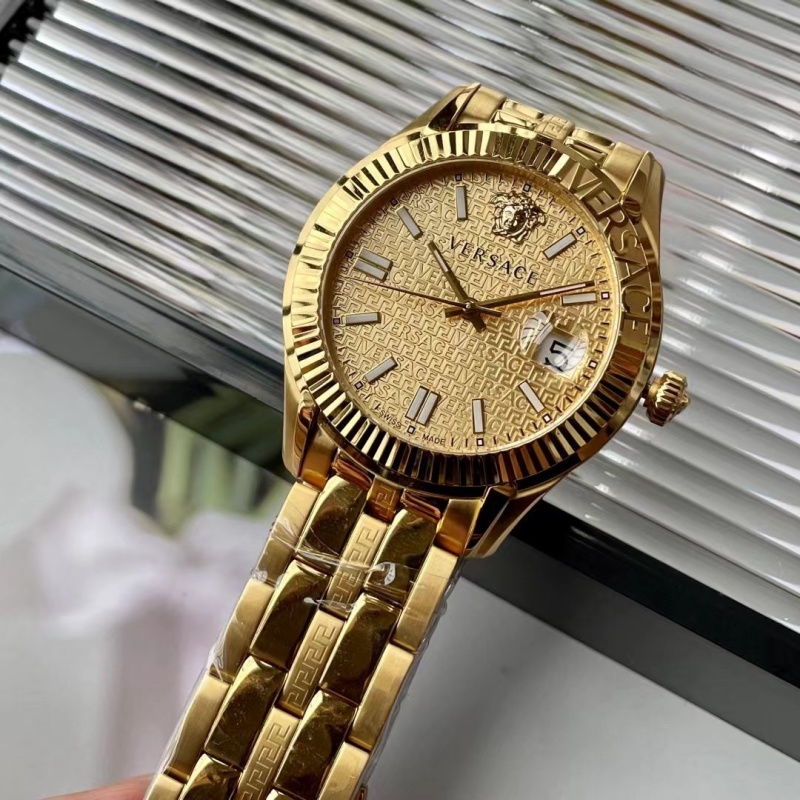 Часы Versace