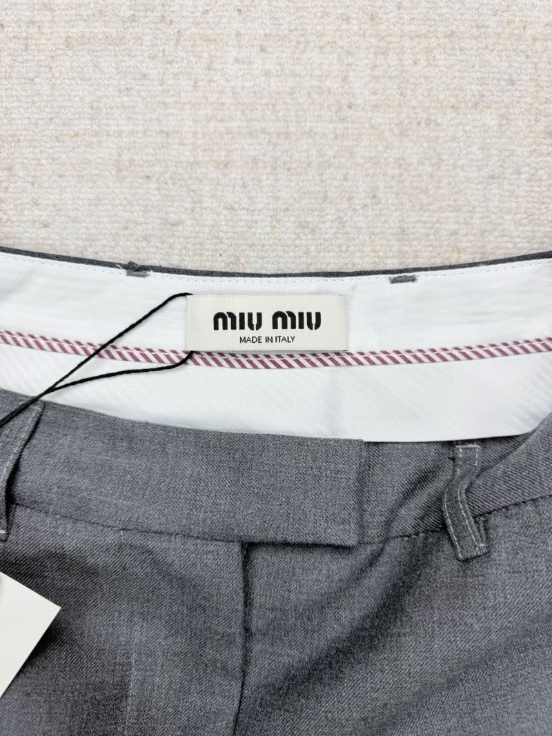 Женская юбка серого цвета с контрастной подкладкой Miu Miu