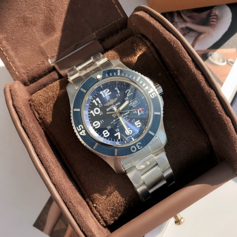 Часы Breitling