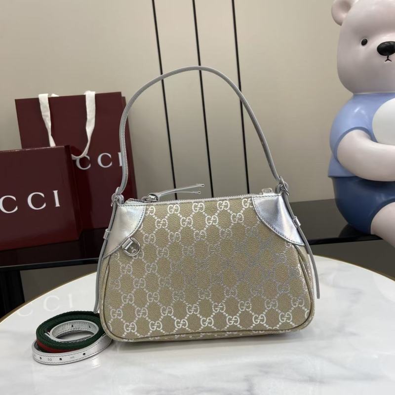 Сумка Gucci с монограммой и ремешком