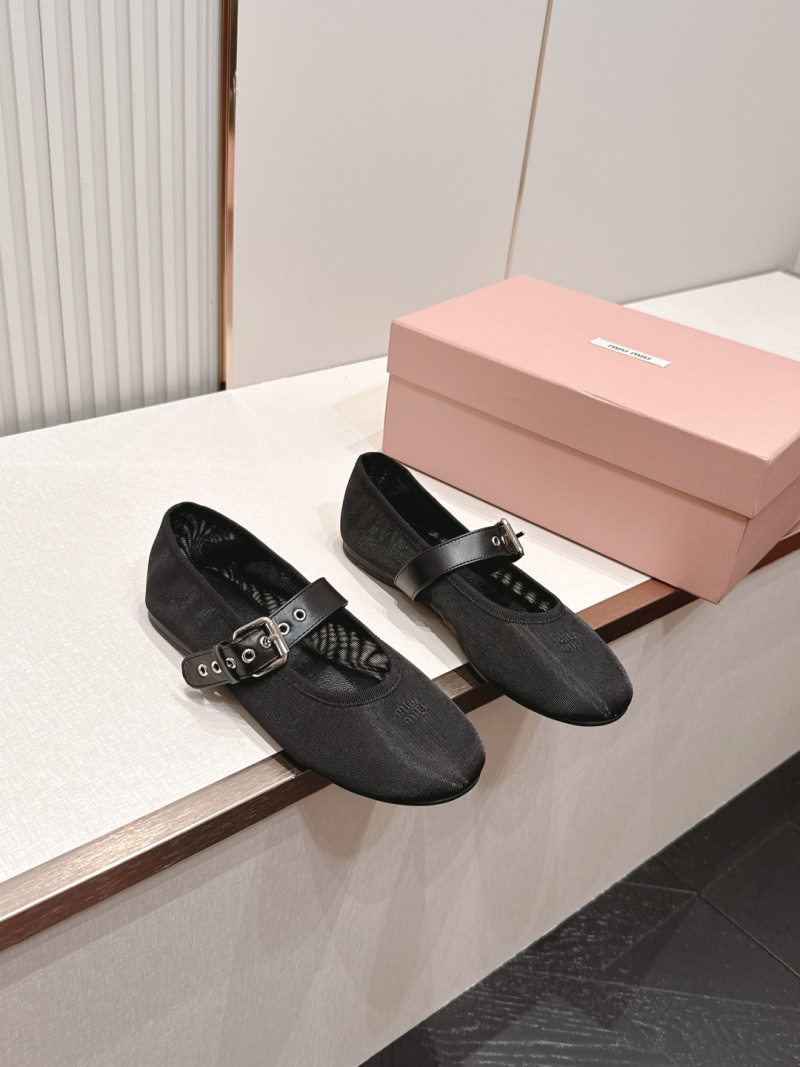 Женские балетки Miu Miu сетчатые с пряжкой