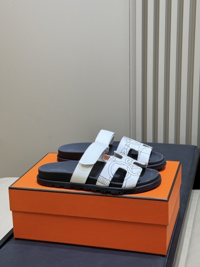 Шлёпанцы Hermes классические