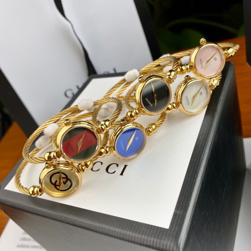 Часы Gucci