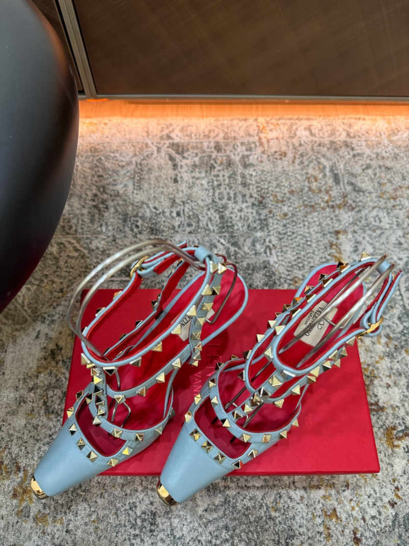 Женские туфли Valentino с металлическими шипами Valentino Garavani