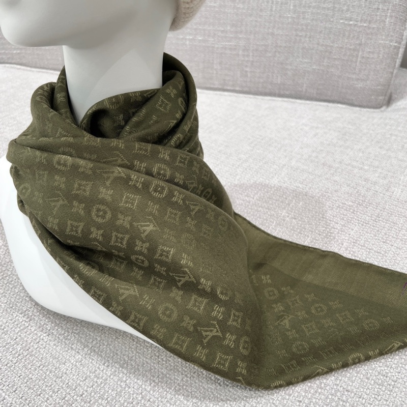 Шарф Louis Vuitton Evermore, оливковый, 120x120 см