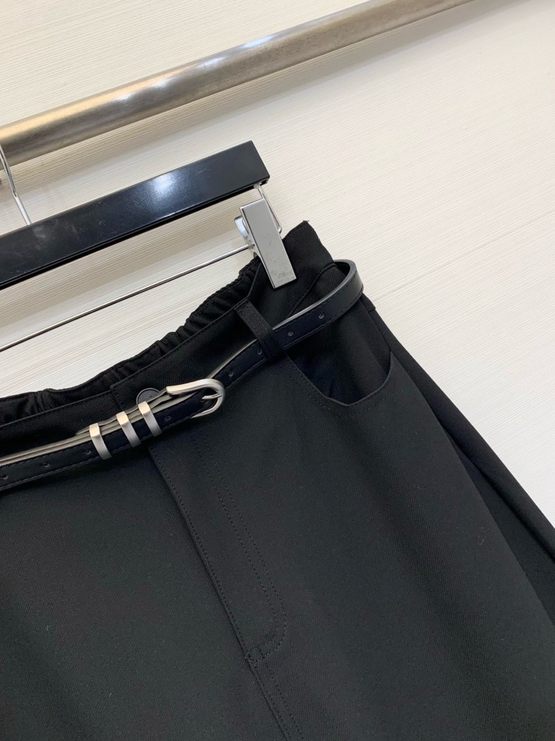 Брюки женские черные широкие с нашивкой Margiela MM6 Maison Margiela