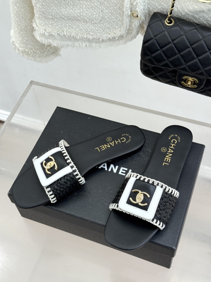 Женские шлепанцы с плетеным дизайном и пряжкой Chanel
