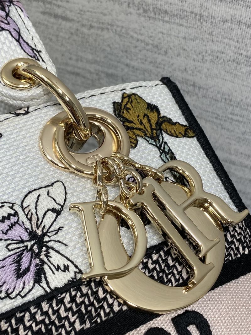 Сумка Dior Lady Dior с цветочным принтом
