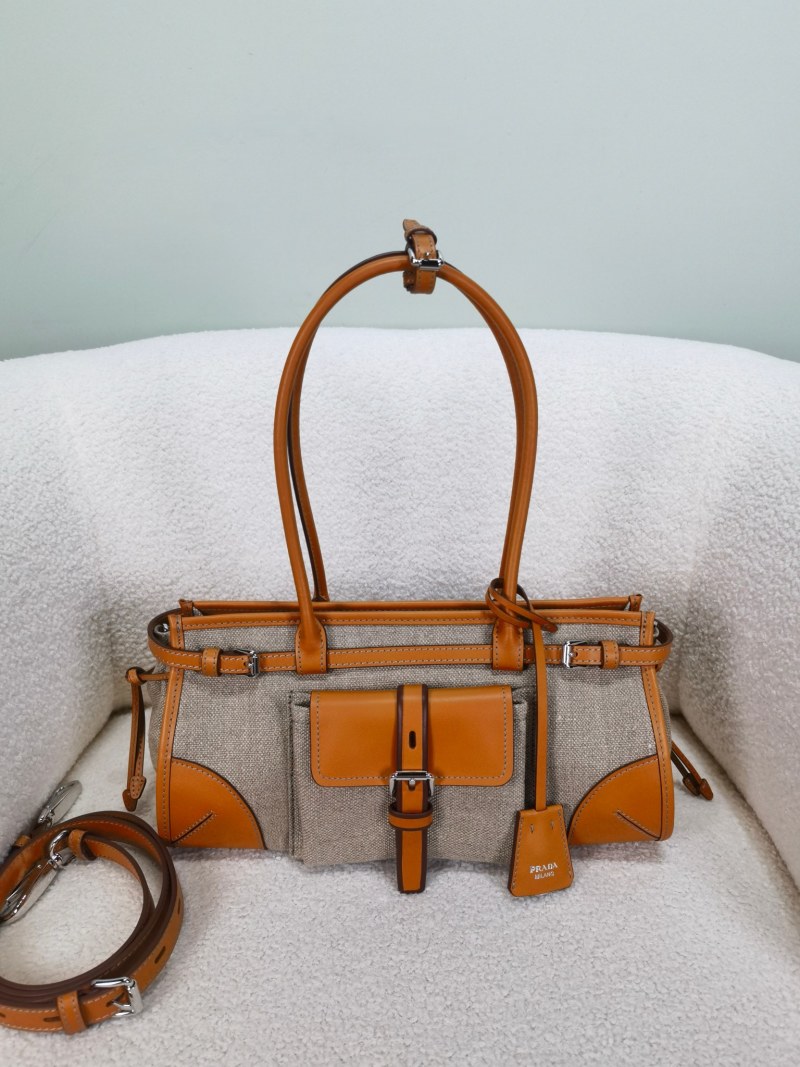 Сумка Prada Bonnie
