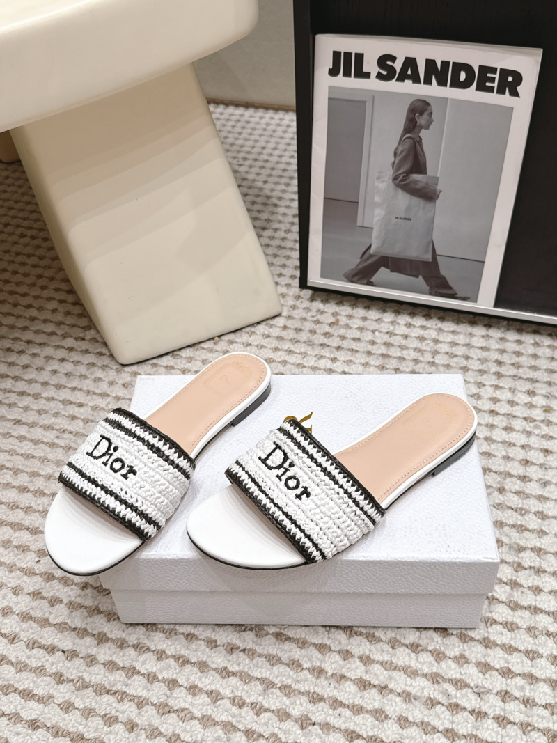Босоножки женские Dior из рафии