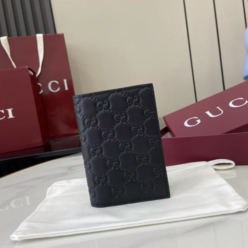 Портмоне Gucci с монограммой
