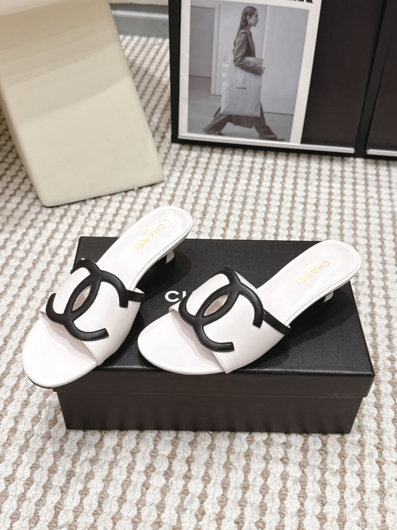 Шлёпанцы Chanel