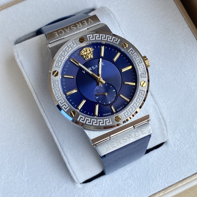 Часы Versace