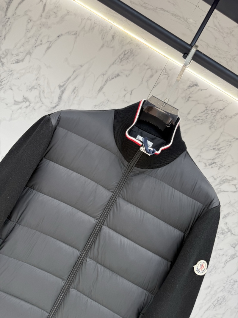 Пуховик Moncler
