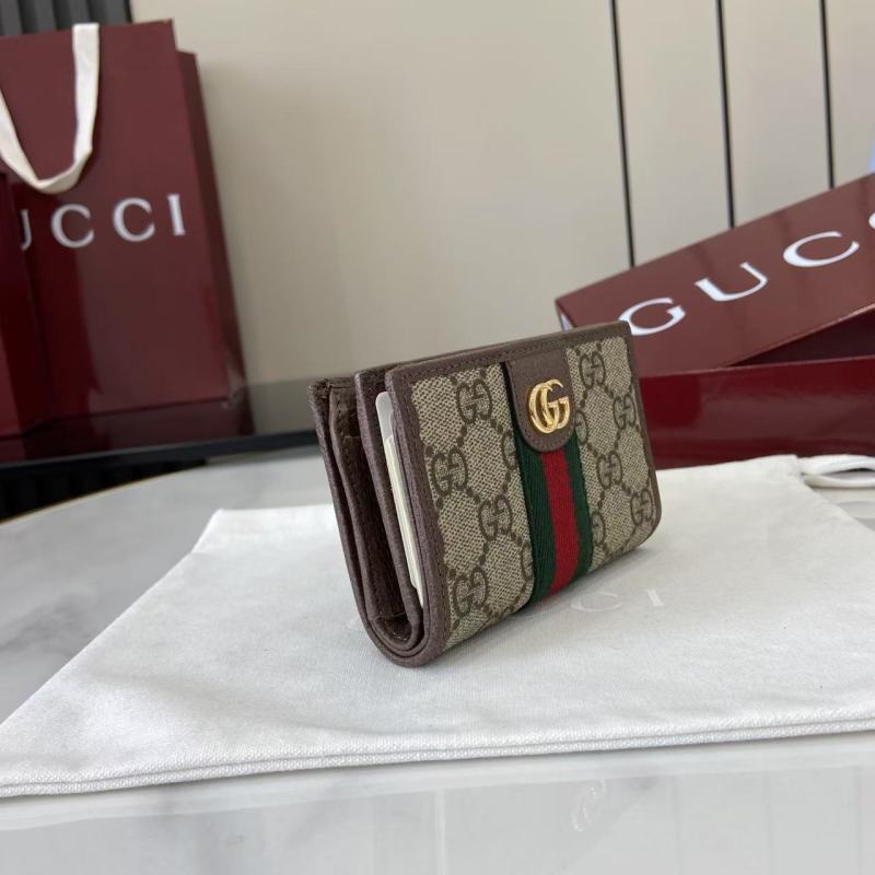 Кошелёк Gucci с монограммой