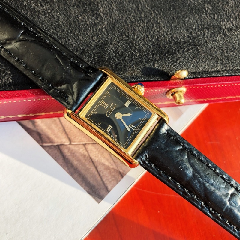 Часы Cartier