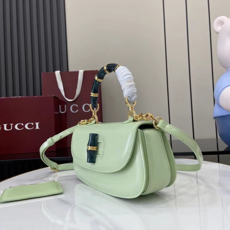 Сумка Gucci с бамбуковой ручкой