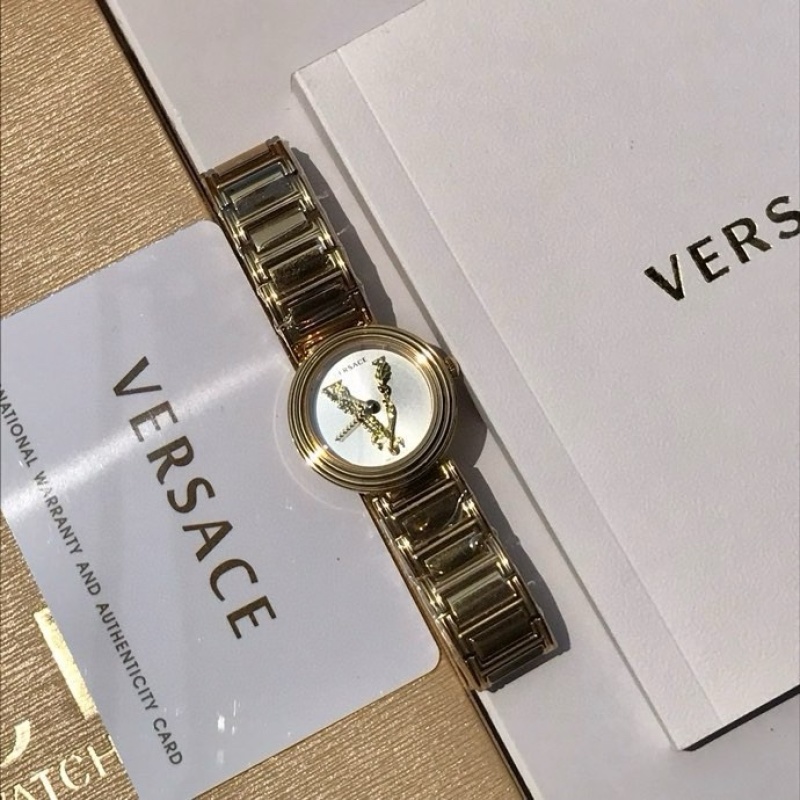 Часы Versace