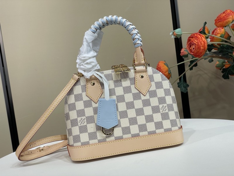 Сумка Louis Vuitton с Damier Azur