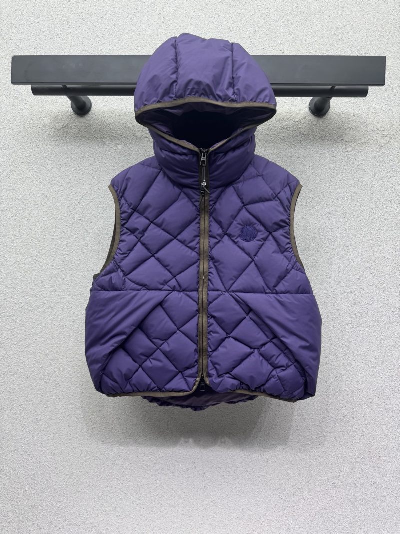 Куртка-жилет Moncler с квадратной стёганой структурой