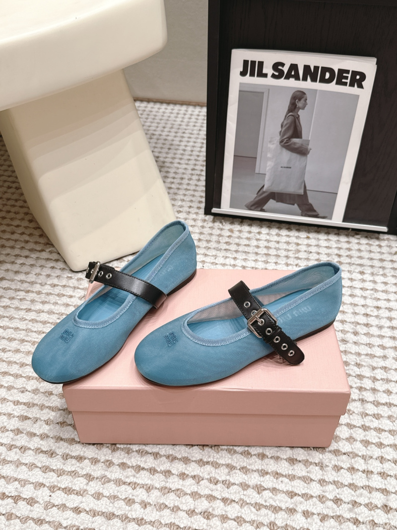 Женские босоножки Miu Miu с ремешком