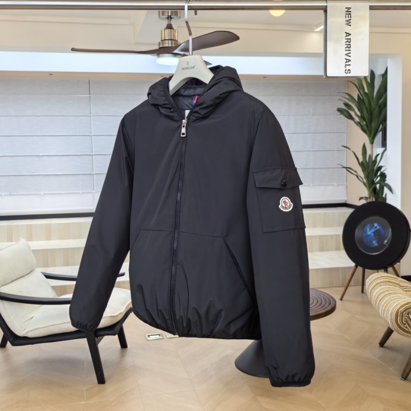 Пуховик Moncler