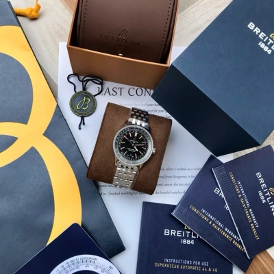 Часы Breitling