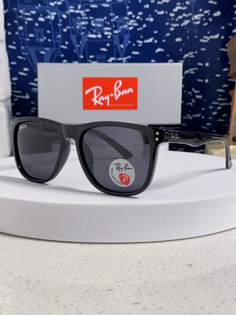 Солнечные очки Ray-Ban прямоугольные поляризованные