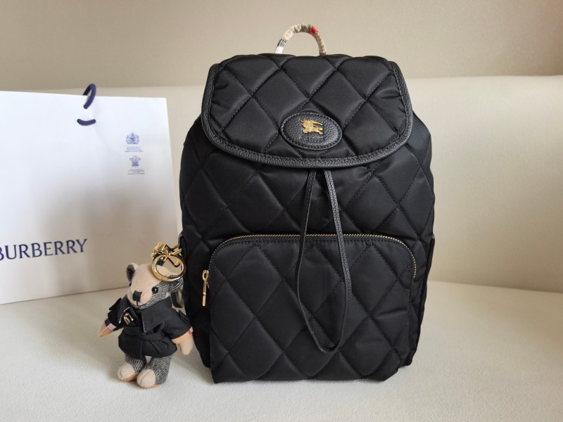 Стеганый рюкзак Burberry черный с золотой фурнитурой