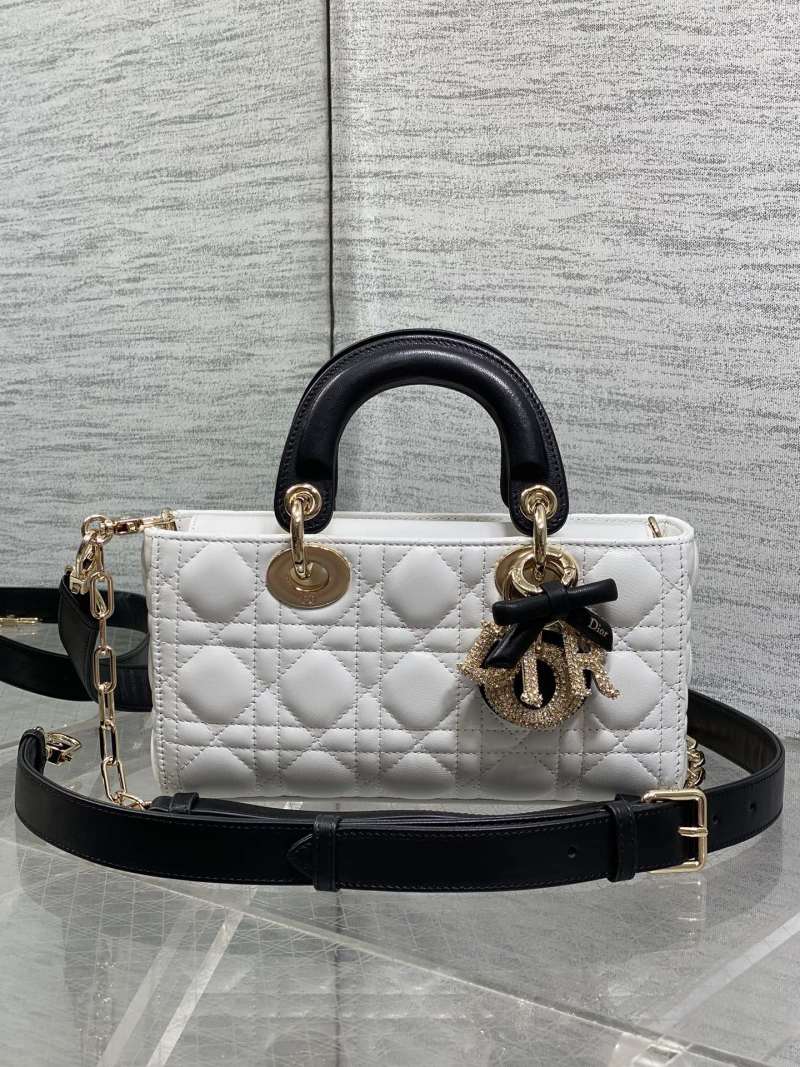 Сумка Dior Lady Dior White