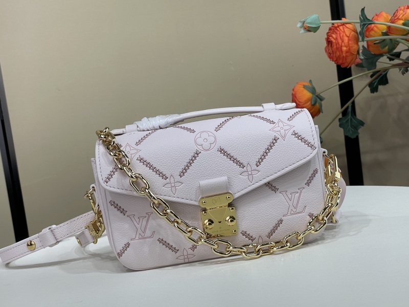 Сумка Louis Vuitton с монограммой