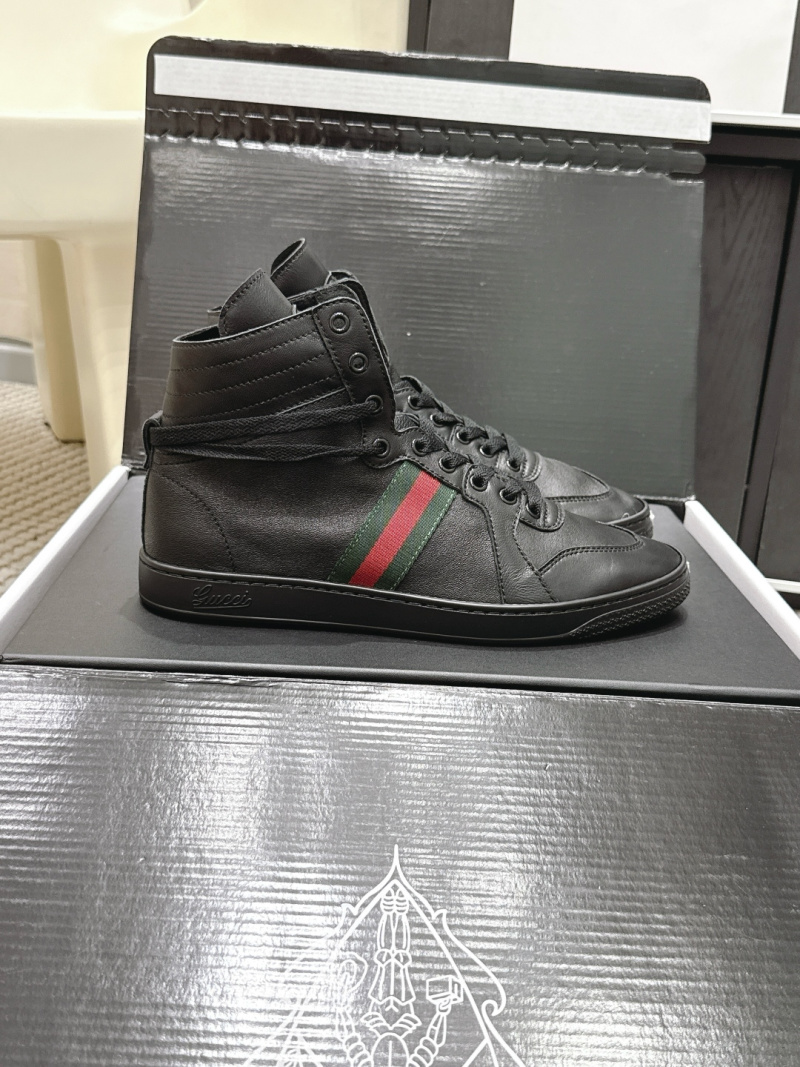 Высокие кеды с красно-зеленой полосой Gucci