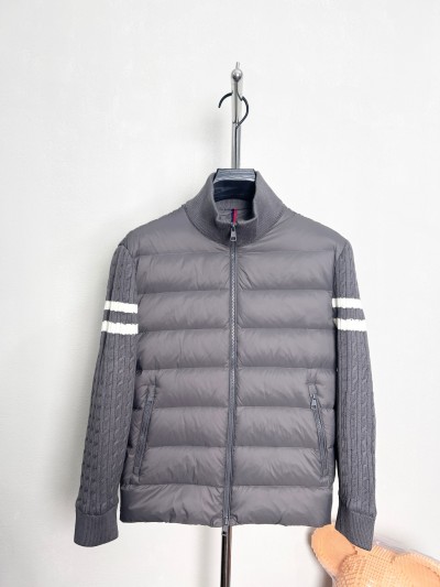 Пуховик Moncler