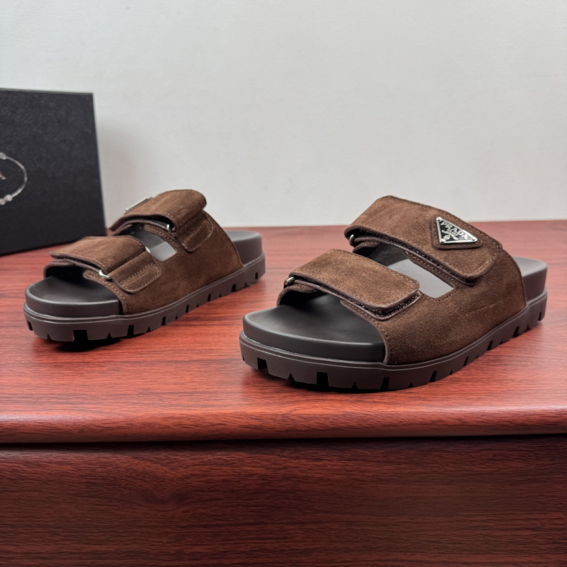 Шлёпанцы Prada