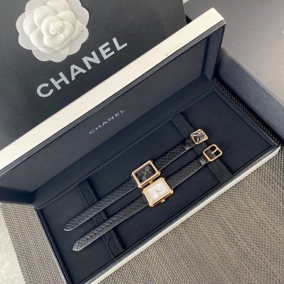 Часы Chanel