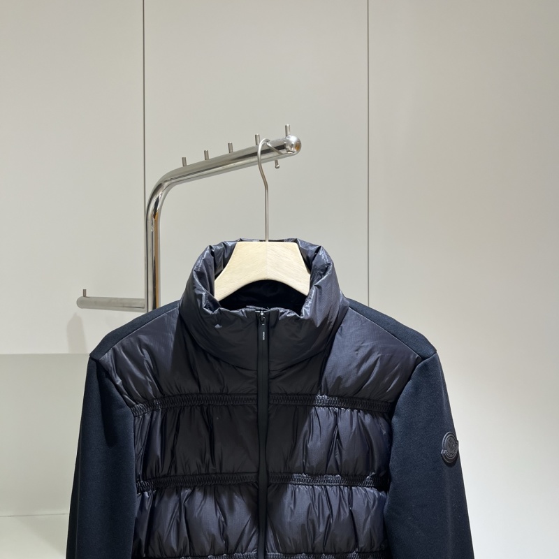 Пуховик Moncler