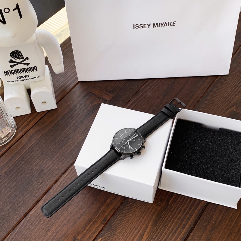 Часы Issey Miyake