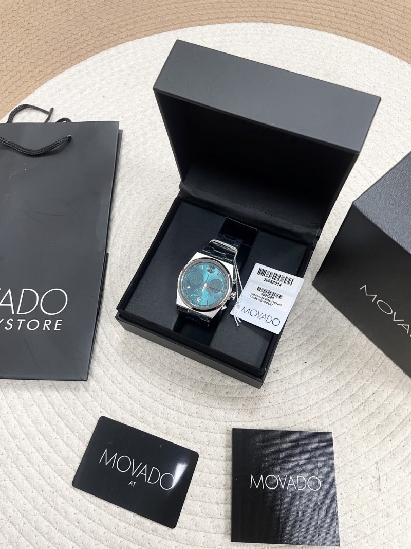 Часы Movado