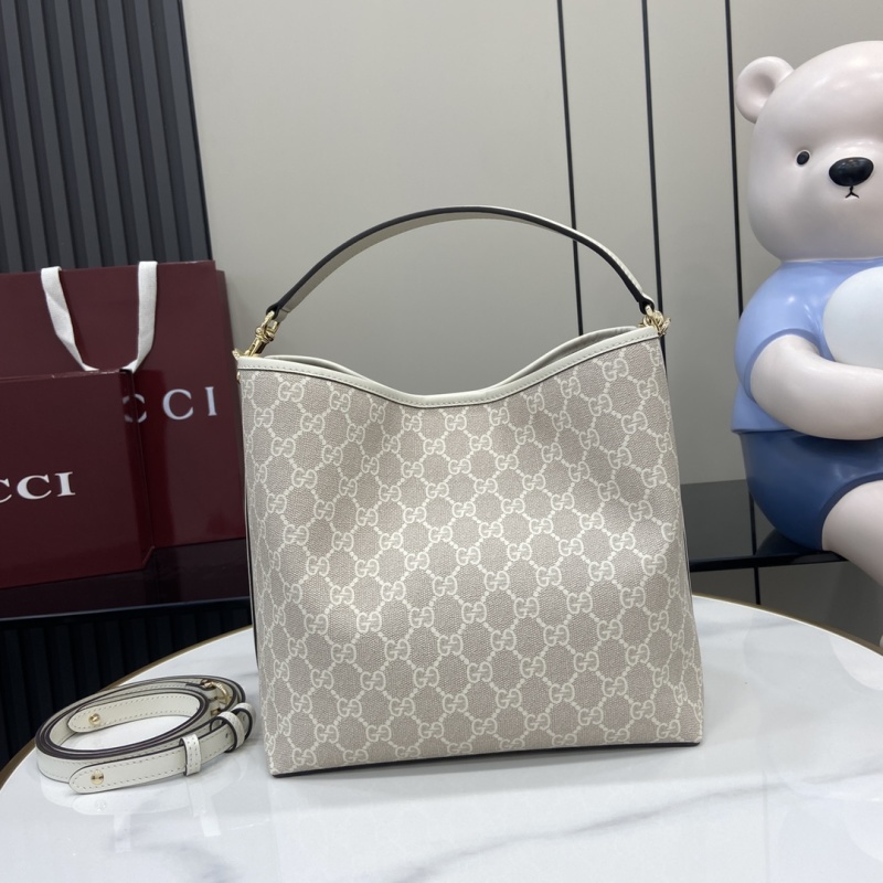 Сумка Gucci с монограммой и ремнем