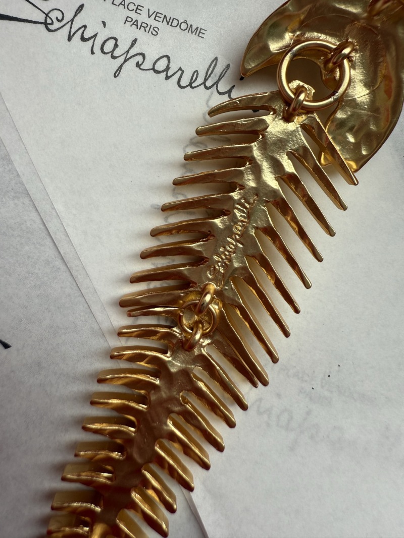 Нарядное колье с перламутровой подвеской Schiaparelli