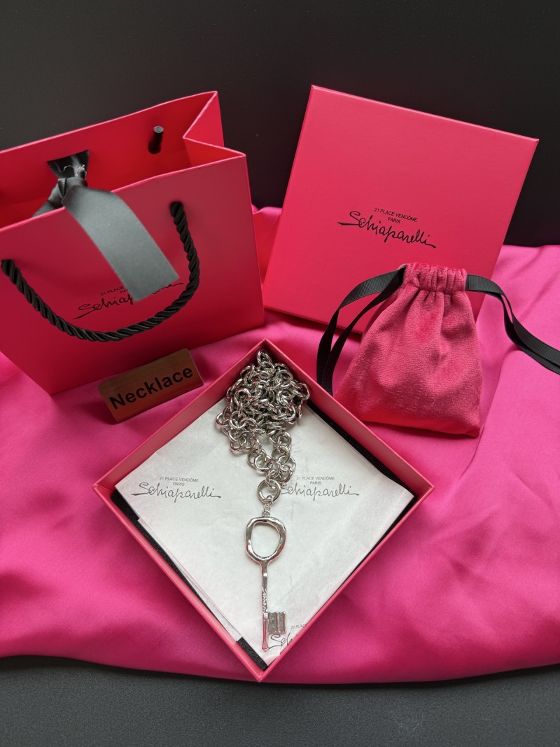 Колье с подвеской в виде ключа Schiaparelli