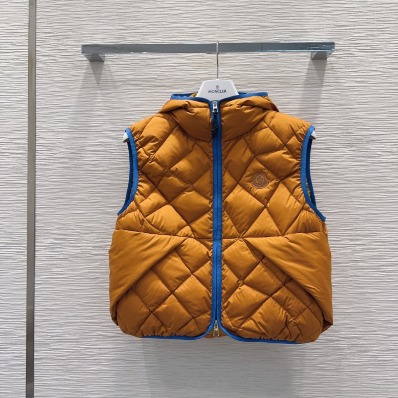 Жилет Moncler