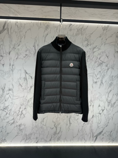 Жилет Moncler