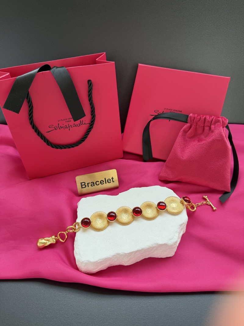 Браслет Schiaparelli