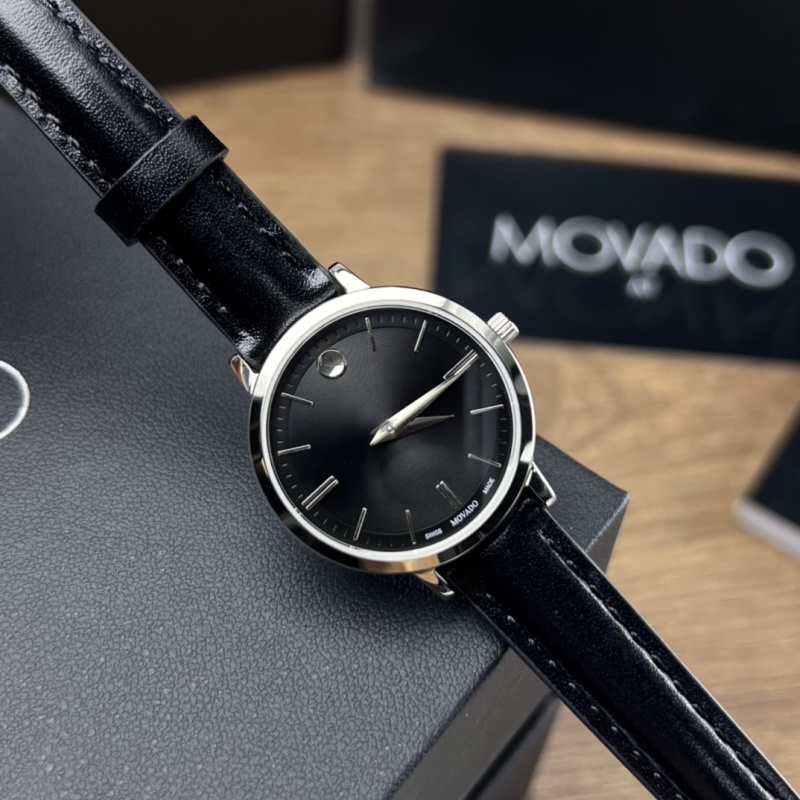 Часы Movado