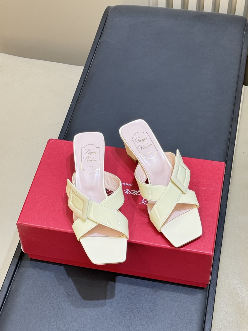 Женские босоножки с ремешками и квадратной пряжкой, бежевый Roger Vivier