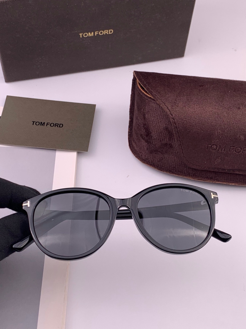 Очки Tom Ford TF6221