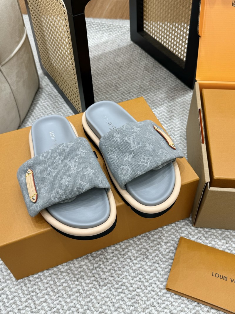 Шлепанцы Louis Vuitton