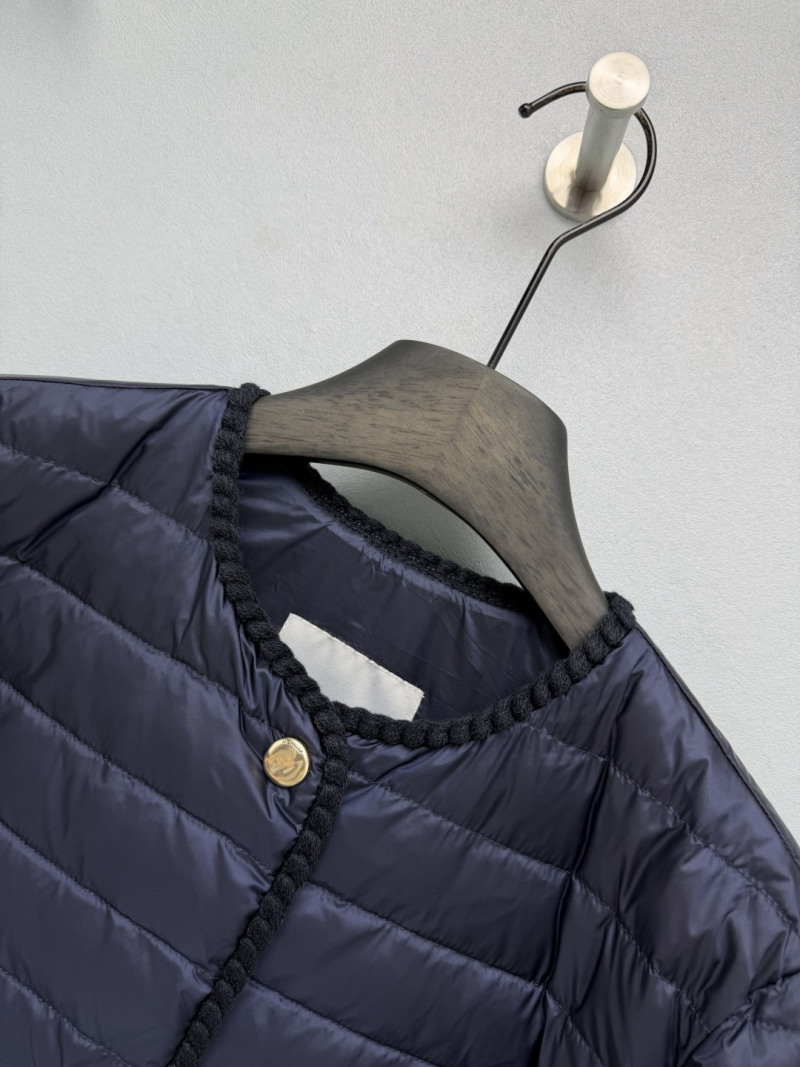 Куртка Moncler с тиснёным узором